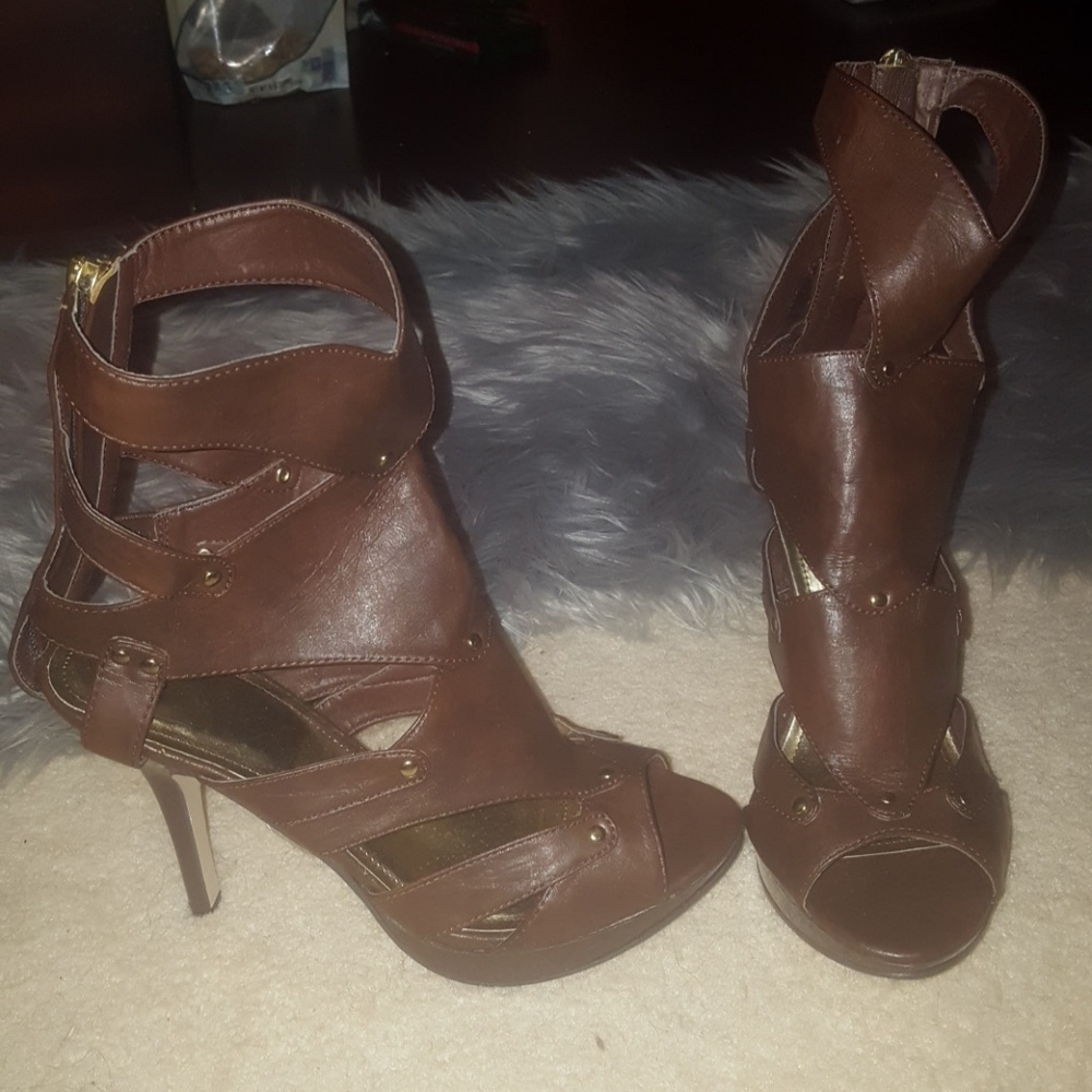 Rouge Helium Open Toe Heel - Size 8